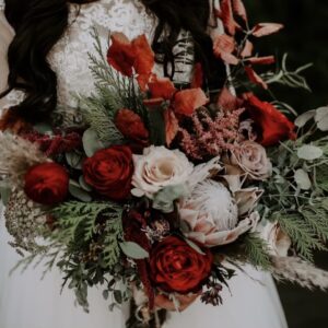 little flower rustic burgundy wedding theme