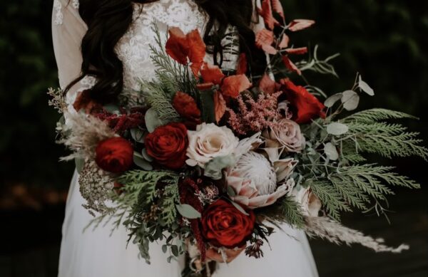 little flower rustic burgundy wedding theme