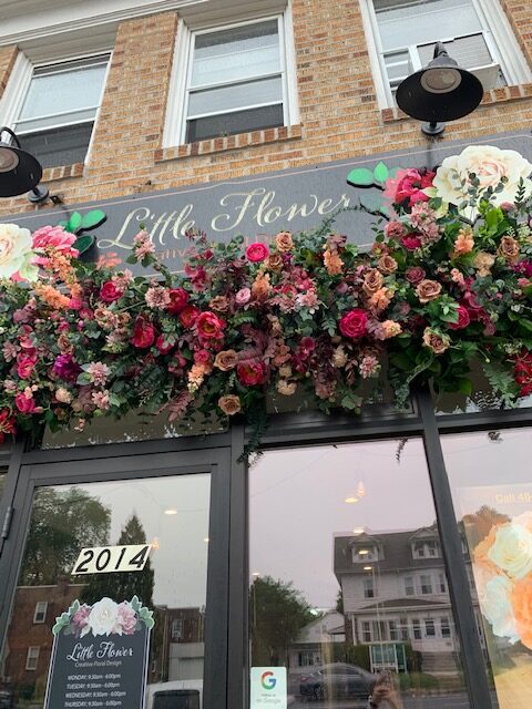 littleflowercreativefloraldesign store front