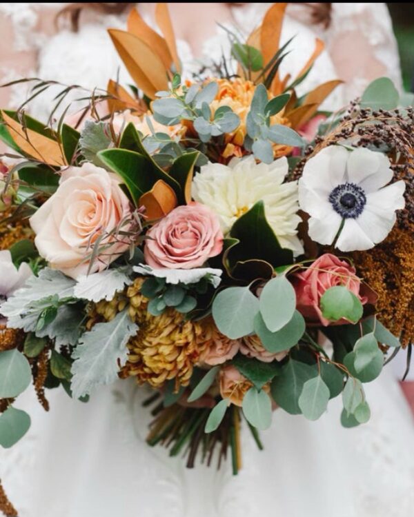 little flower creative floral design fall wedding