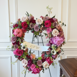 little flower creative floral design standing heart